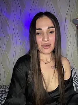 Snapshot of MonikaSi chatting on 03-27-26, 05:56 MonikaSi online show from 03-27-26, 05:56