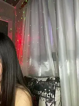 Snapshot of MonikaSi chatting on 04-19-26, 04:28 MonikaSi online show from 04-19-26, 04:28