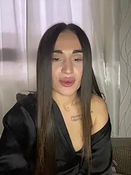 Snapshot of MonikaSi chatting on 04-25-26, 01:52 MonikaSi online show from 04-25-26, 01:52