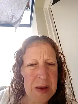 Snapshot of nikiarg chatting on 06-17-26, 02:40 nikiarg online show from 06-17-26, 02:40