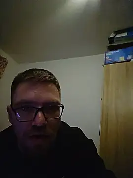 Snapshot of sexyhexy666 chatting on 12-17-25, 05:08 sexyhexy666 online show from 12-17-25, 05:08