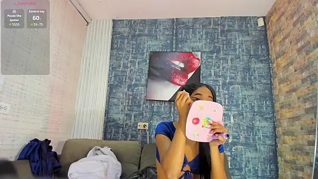 Brizza H033 online show from 12-22-25, 08:39