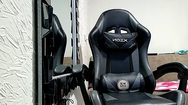 Nahomi rous777 online show from 02-15-26, 12:58