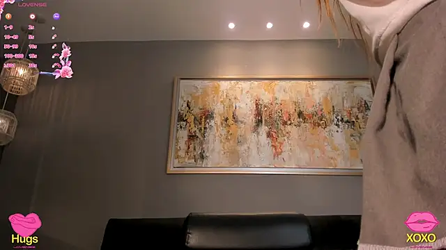 Snapshot of LisaFlowers_ chatting on 03-12-26, 11:38 LisaFlowers online show from 03-12-26, 11:38