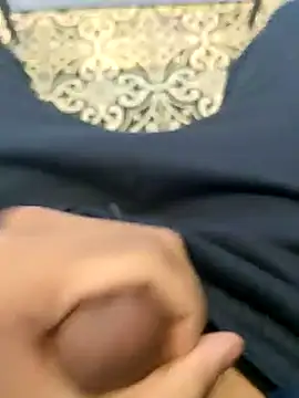 Snapshot of bbcgirthy chatting on 02-08-26, 11:13 bbcgirthy online show from 02-08-26, 11:13