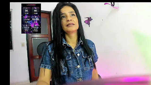 Snapshot of sweetCatallina chatting on 07-08-26, 11:37 sweetCatallina online show from 07-08-26, 11:37