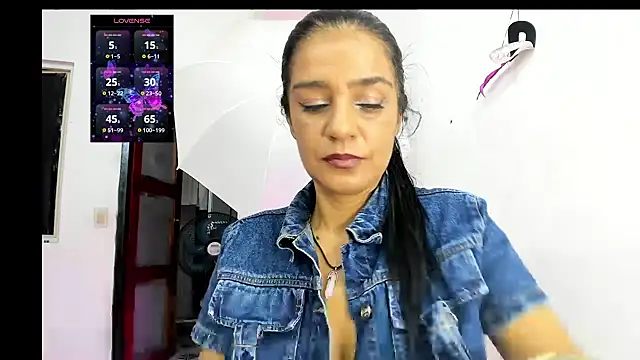 Snapshot of sweetCatallina chatting on 07-09-26, 10:08 sweetCatallina online show from 07-09-26, 10:08