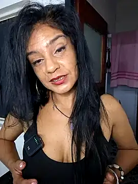 Snapshot of sweetCatallina chatting on 08-06-26, 01:24 sweetCatallina online show from 08-06-26, 01:24