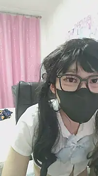 linaili520 online show from 05-17-26, 02:57