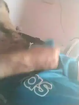 Snapshot of esterfour40 chatting on 11-29-25, 09:23 esterfour40 online show from 11-29-25, 09:23