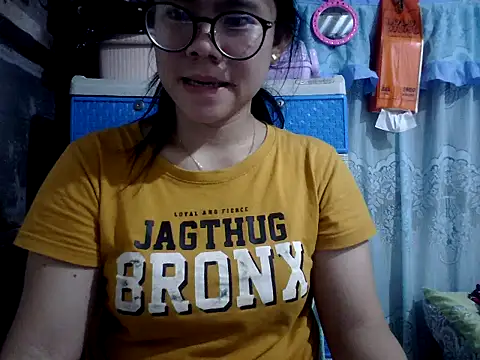 xxdreamgirl69 online show from 03-12-26, 09:59