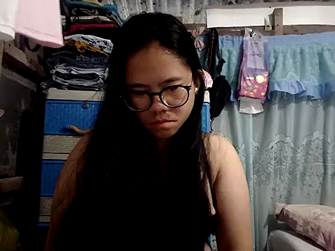 xxdreamgirl69 online show from 04-10-26, 10:25