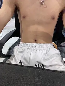 Snapshot of xiao_men chatting on 12-21-25, 08:21 xiao men online show from 12-21-25, 08:21