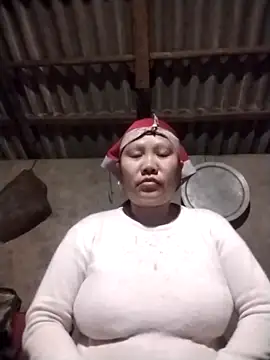 Snapshot of LeoPet2x chatting on 01-31-26, 10:52 LeoPet2x online show from 01-31-26, 10:52