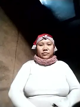 Snapshot of LeoPet2x chatting on 02-03-26, 07:24 LeoPet2x online show from 02-03-26, 07:24