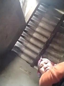 Snapshot of LeoPet2x chatting on 02-05-26, 03:11 LeoPet2x online show from 02-05-26, 03:11