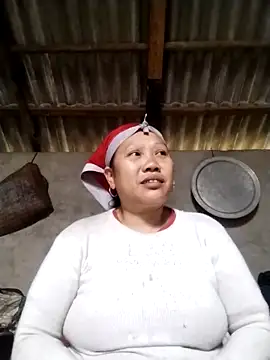 Snapshot of LeoPet2x chatting on 02-06-26, 03:33 LeoPet2x online show from 02-06-26, 03:33