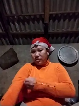 Snapshot of LeoPet2x chatting on 02-06-26, 05:16 LeoPet2x online show from 02-06-26, 05:16