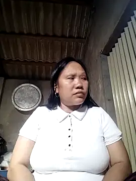 Snapshot of LeoPet2x chatting on 02-16-26, 08:54 LeoPet2x online show from 02-16-26, 08:54