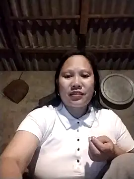 Snapshot of LeoPet2x chatting on 02-16-26, 09:00 LeoPet2x online show from 02-16-26, 09:00