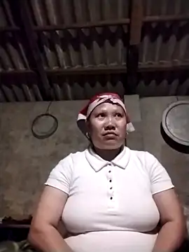 Snapshot of LeoPet2x chatting on 03-01-26, 03:47 LeoPet2x online show from 03-01-26, 03:47