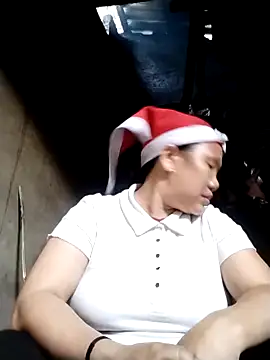 Snapshot of LeoPet2x chatting on 03-02-26, 05:08 LeoPet2x online show from 03-02-26, 05:08