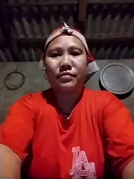 Snapshot of LeoPet2x chatting on 03-19-26, 11:25 LeoPet2x online show from 03-19-26, 11:25