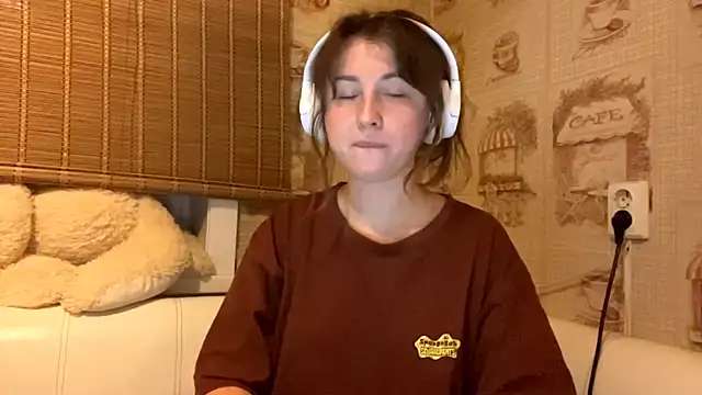 Tessa Muse online show from 11-30-25, 03:27