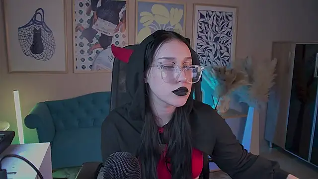 VivianMalone online show from 12-03-25, 03:10