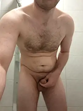 Snapshot of Maxxx32 chatting on 05-19-26, 12:49 Maxxx32 online show from 05-19-26, 12:49