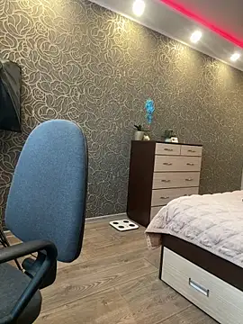 Sweet little gir online show from 04-13-26, 03:28