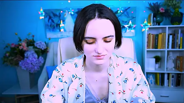 KateWillows online show from 02-04-26, 04:07