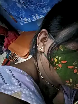 Snapshot of me-pari-hu chatting on 03-25-26, 04:35 me-pari-hu online show from 03-25-26, 04:35