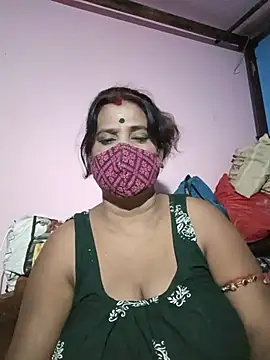 Snapshot of me-pari-hu chatting on 06-24-26, 05:56 me-pari-hu online show from 06-24-26, 05:56