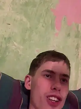 Snapshot of FreeRich chatting on 01-12-26, 06:02 FreeRich online show from 01-12-26, 06:02