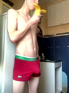 Snapshot of FreeRich chatting on 01-14-26, 06:19 FreeRich online show from 01-14-26, 06:19