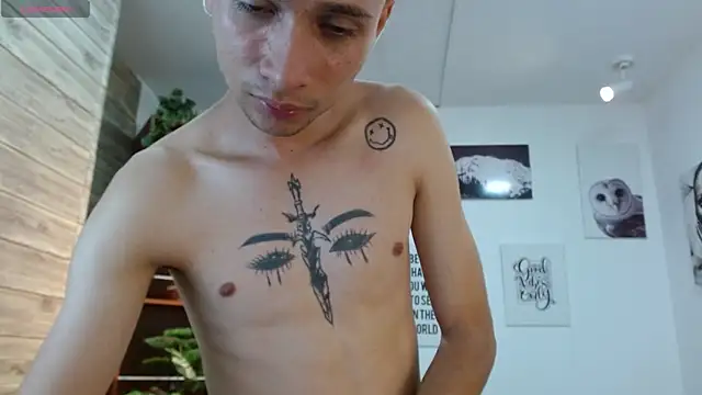 LucassSmith11 online show from 04-10-26, 08:52