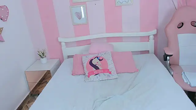 Amaia Monroe online show from 12-05-25, 04:25