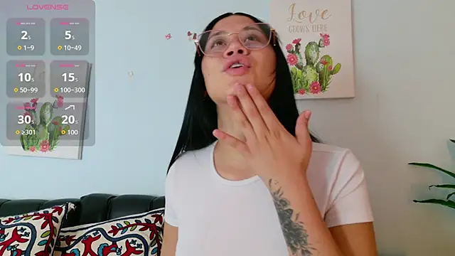 sofiia smith  online show from 01-17-26, 06:55