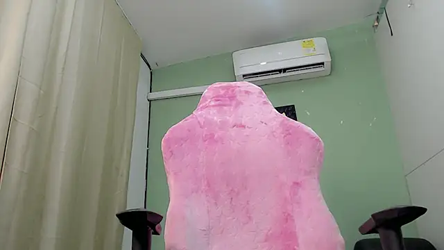 Mishell hot  online show from 01-10-26, 07:59