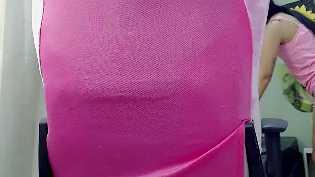 Mishell hot  online show from 01-12-26, 07:41