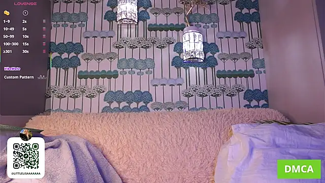 ElizzaBed online show from 12-17-25, 04:29