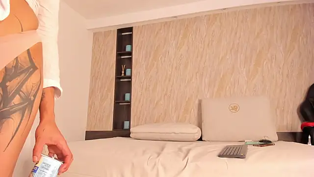 Snapshot of ayla_velt chatting on 01-31-26, 08:07 ayla velt online show from 01-31-26, 08:07