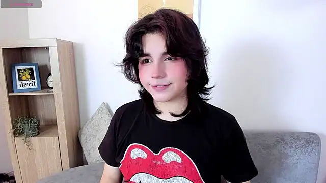 daniellesins2 online show from 12-13-25, 08:58