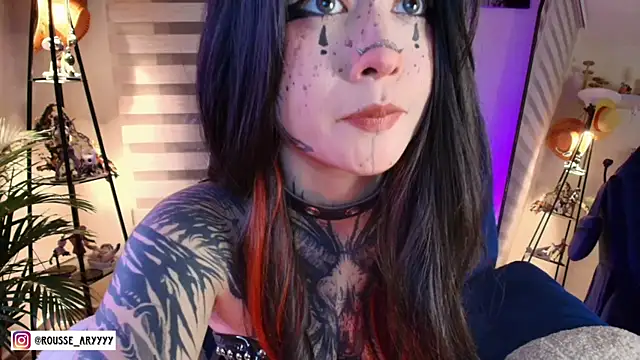 Snapshot of AryRousse chatting on 06-18-26, 03:18 AryRousse online show from 06-18-26, 03:18