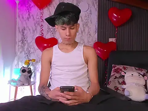 Jake beach  online show from 02-11-26, 04:28