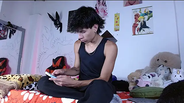 Jake beach  online show from 04-11-26, 04:44