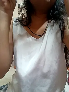 Snapshot of Rukmadi_hot chatting on 05-14-26, 03:35 Rukmadi hot online show from 05-14-26, 03:35