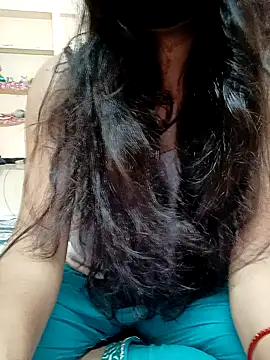Snapshot of Rukmadi_hot chatting on 05-18-26, 03:24 Rukmadi hot online show from 05-18-26, 03:24