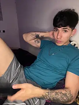 wil hot online show from 02-02-26, 03:05